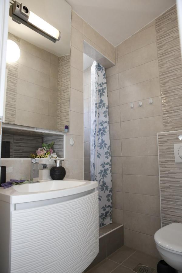 Apartments Stonehouse Vodice Exterior photo